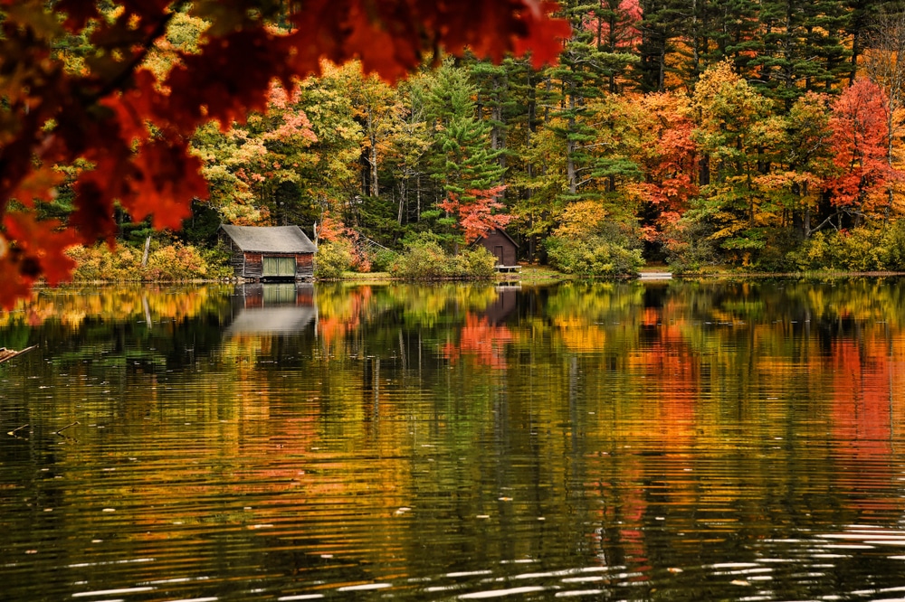 With stunning fall foliage like this, is it any wonder when the best time to visit New Hampshire is?